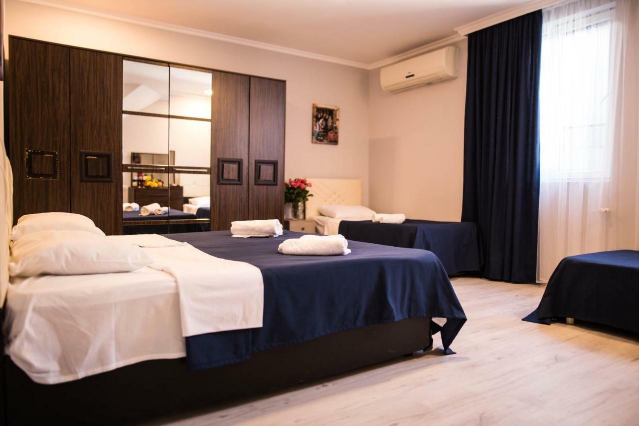 Central Apart-Hotel Batum Dış mekan fotoğraf