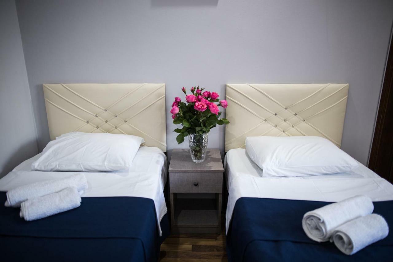 Central Apart-Hotel Batum Dış mekan fotoğraf