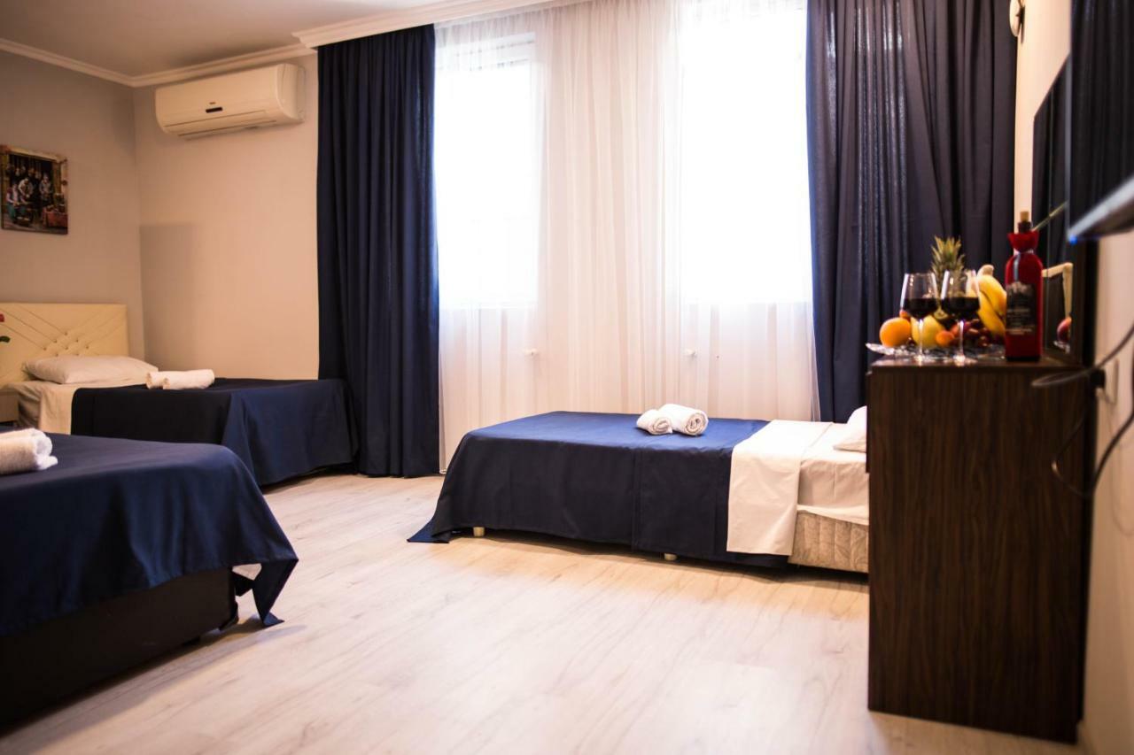 Central Apart-Hotel Batum Dış mekan fotoğraf