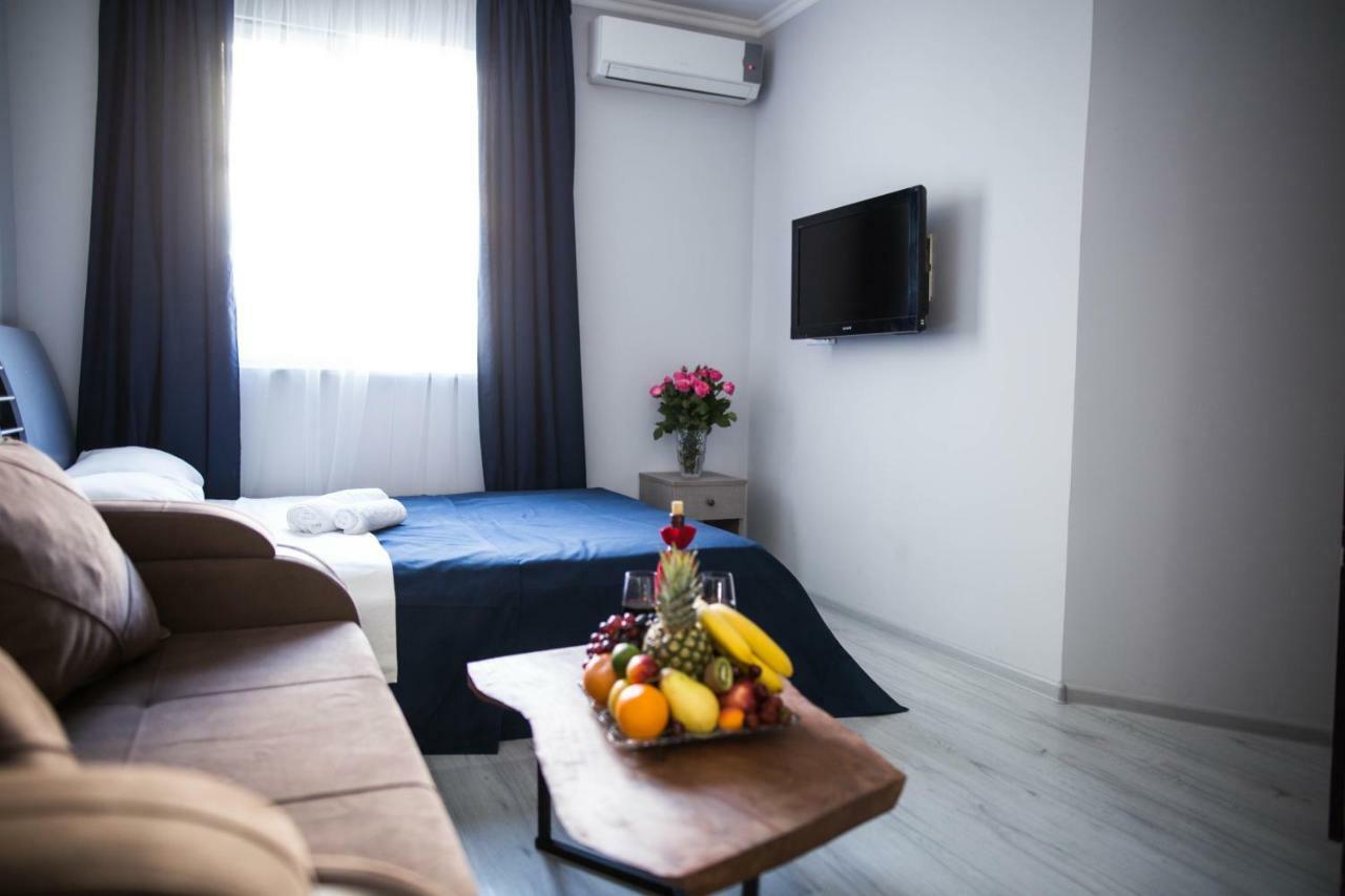Central Apart-Hotel Batum Dış mekan fotoğraf